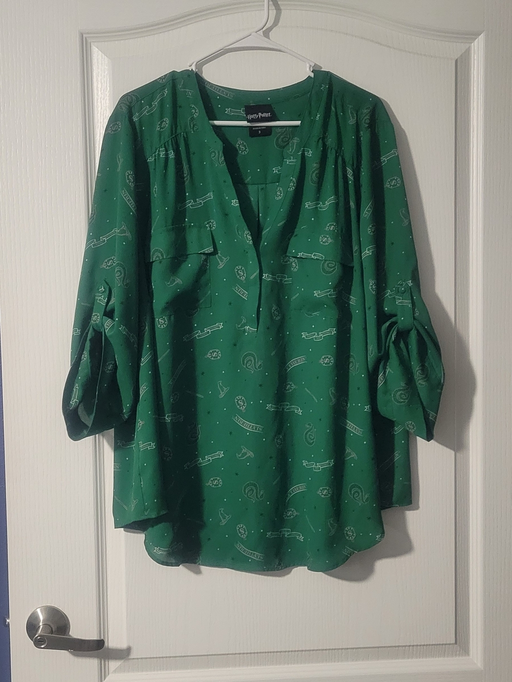 torrid Emerald Green V-Neck Blouse Harry Potter Slytherin Theme